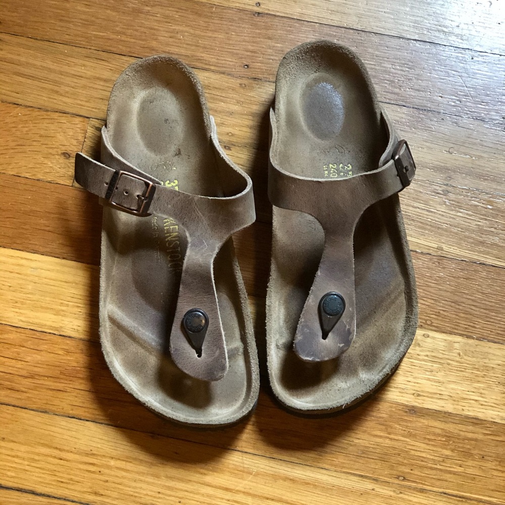 SALE! Birkenstock Gizeh Oiled Leather Sandal